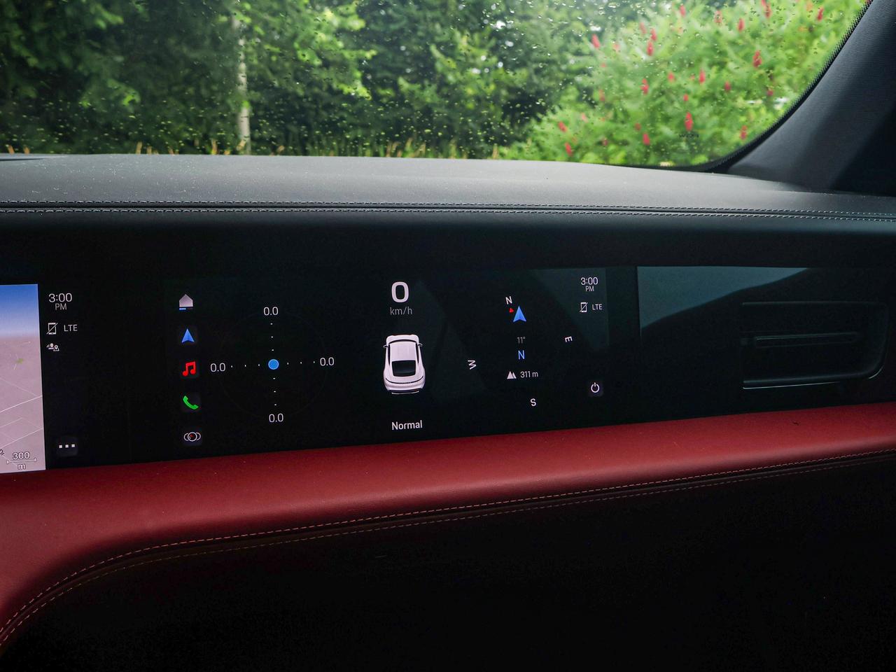 2021 Porsche Taycan 4S Photo