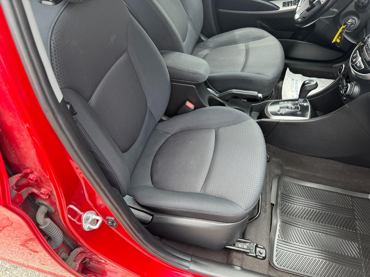 2015 Hyundai Accent 5dr HB Auto GLS,SUNROOF,BLUETOOTH,CERTIFIED! Photo
