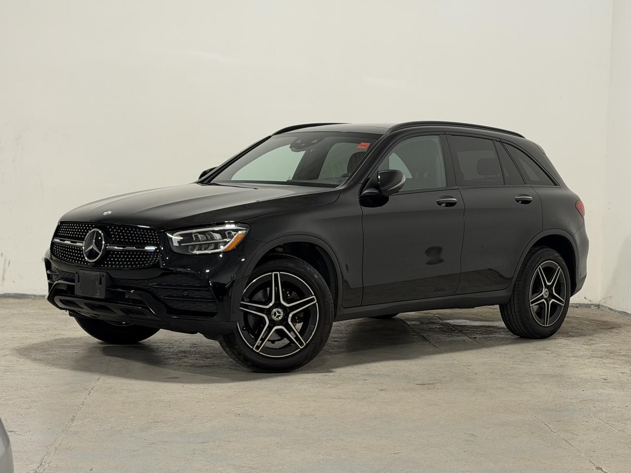 2022 Mercedes-Benz GLC 300 GLC 300 - Photo #1