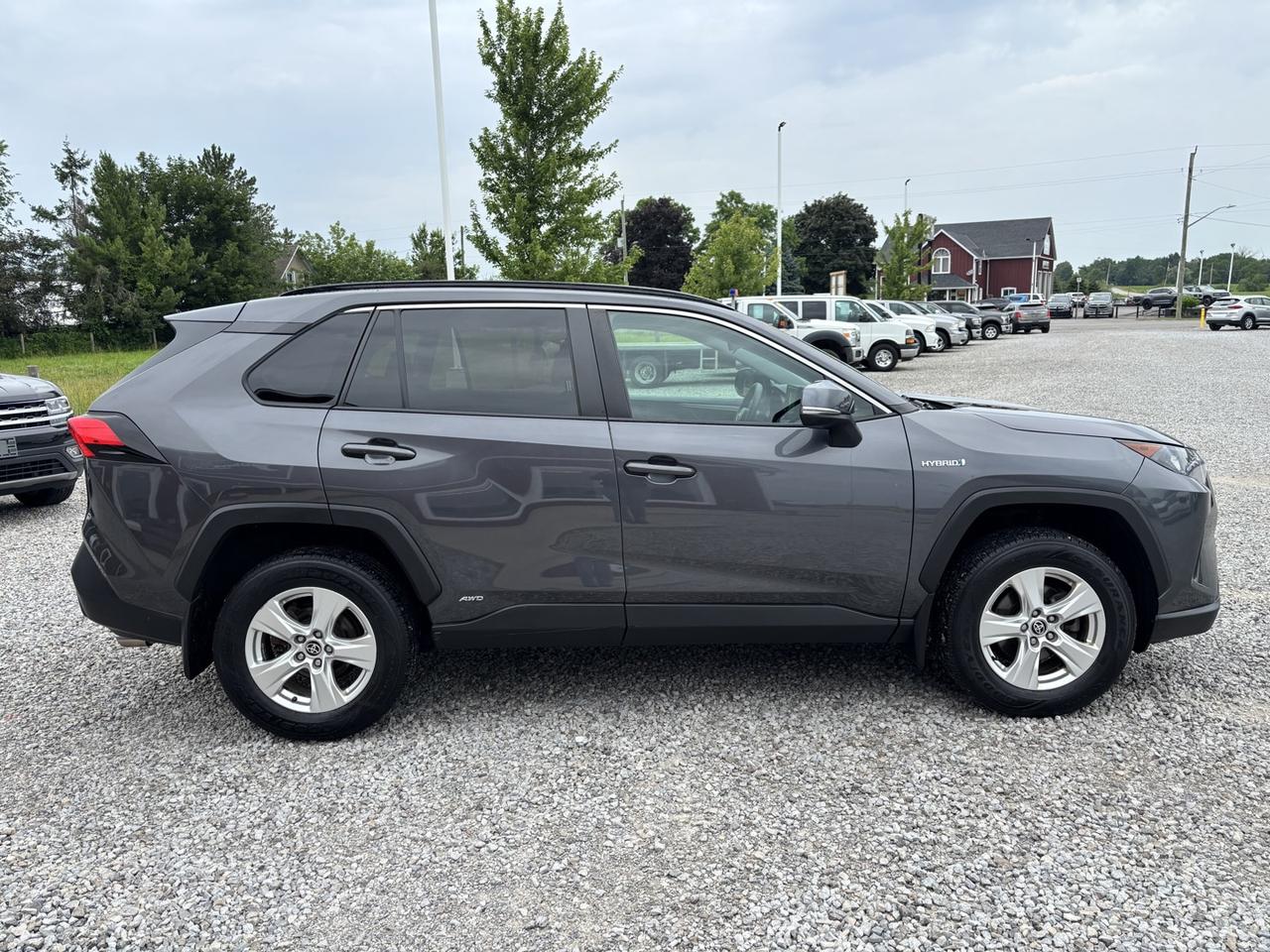 2021 Toyota RAV4 Hybrid LE ~ONTARIO CAR~ Photo
