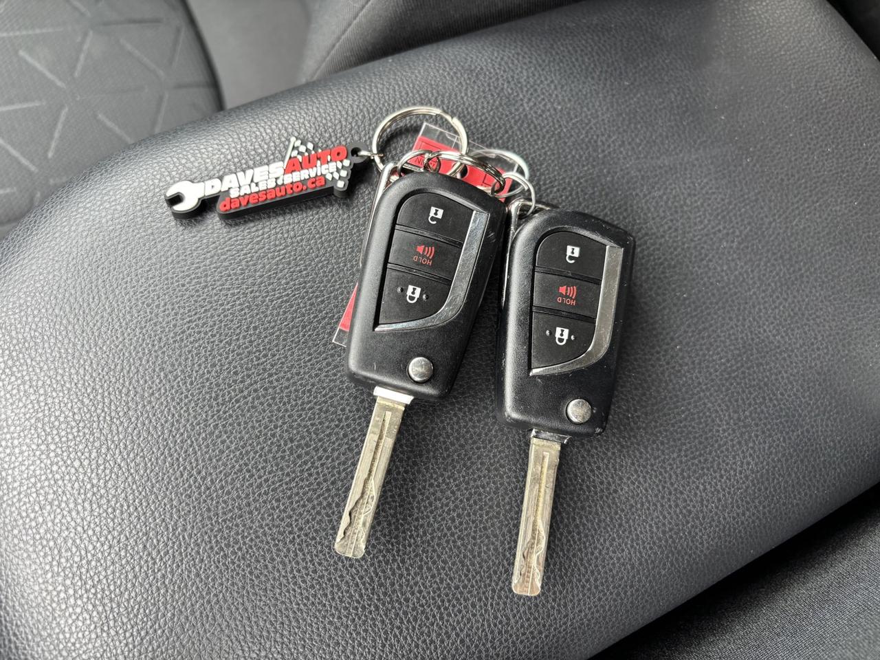 2021 Toyota RAV4 Hybrid LE ~ONTARIO CAR~ Photo