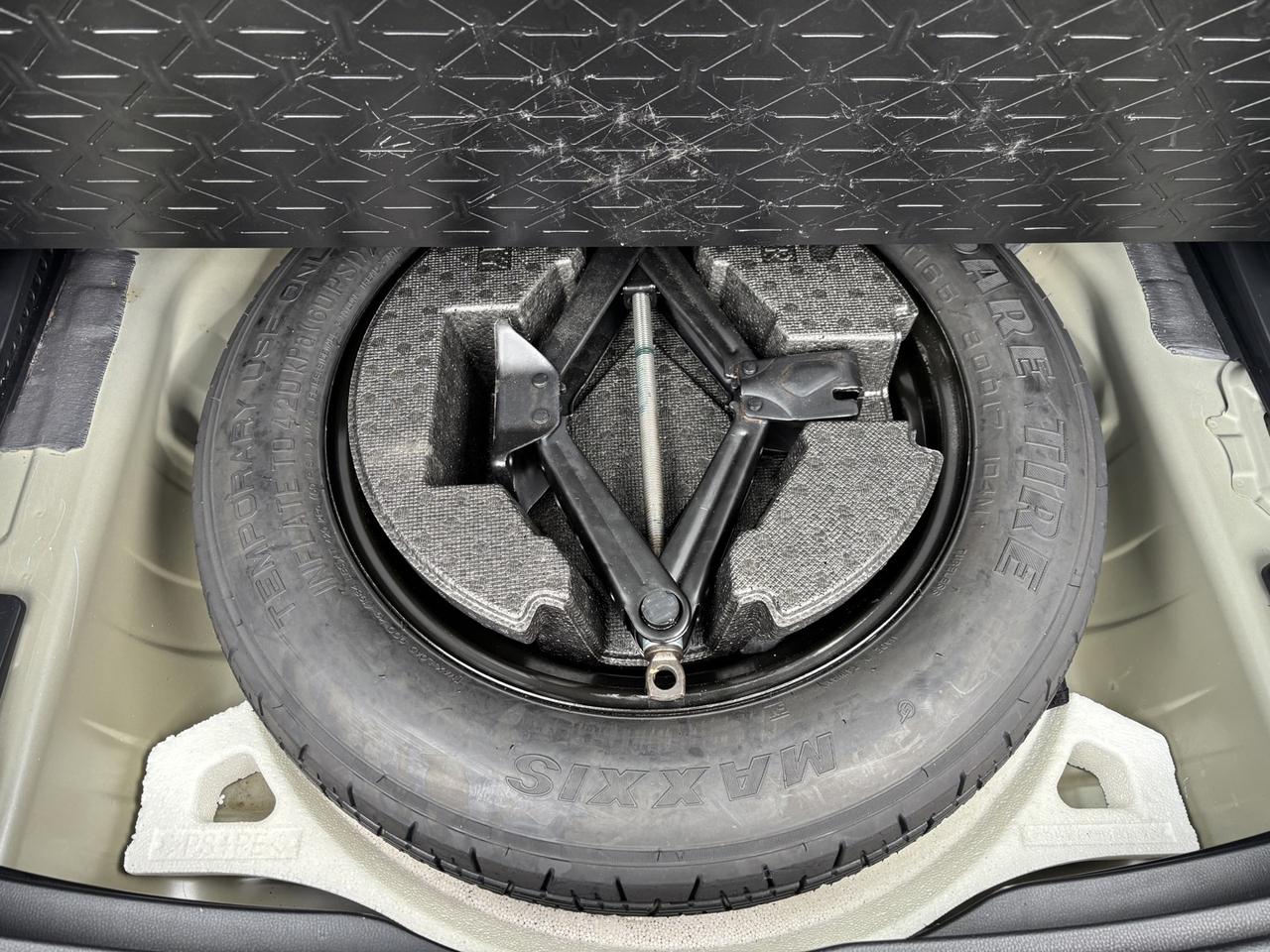 2021 Toyota RAV4 Hybrid LE ~ONTARIO CAR~ Photo
