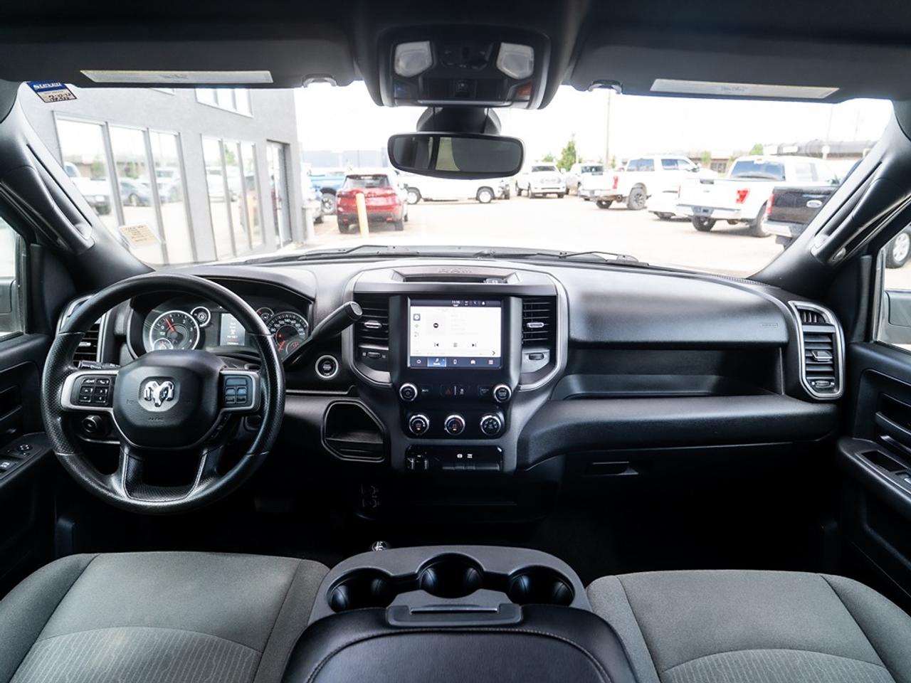 2022 RAM 2500 Tradesman 4x4 Crew Cab 6'4" Box Photo7