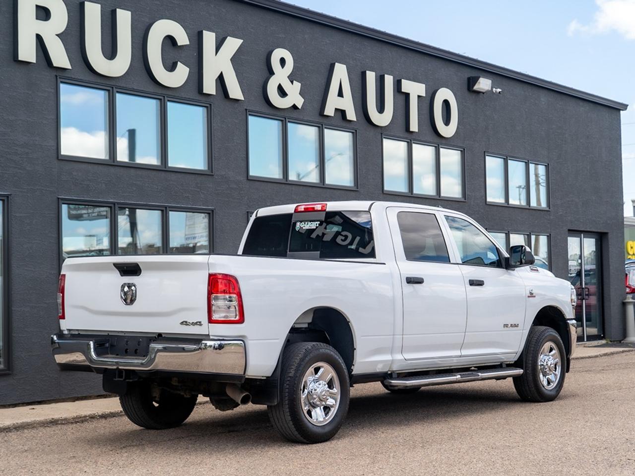 2022 RAM 2500 Tradesman 4x4 Crew Cab 6'4" Box Photo27