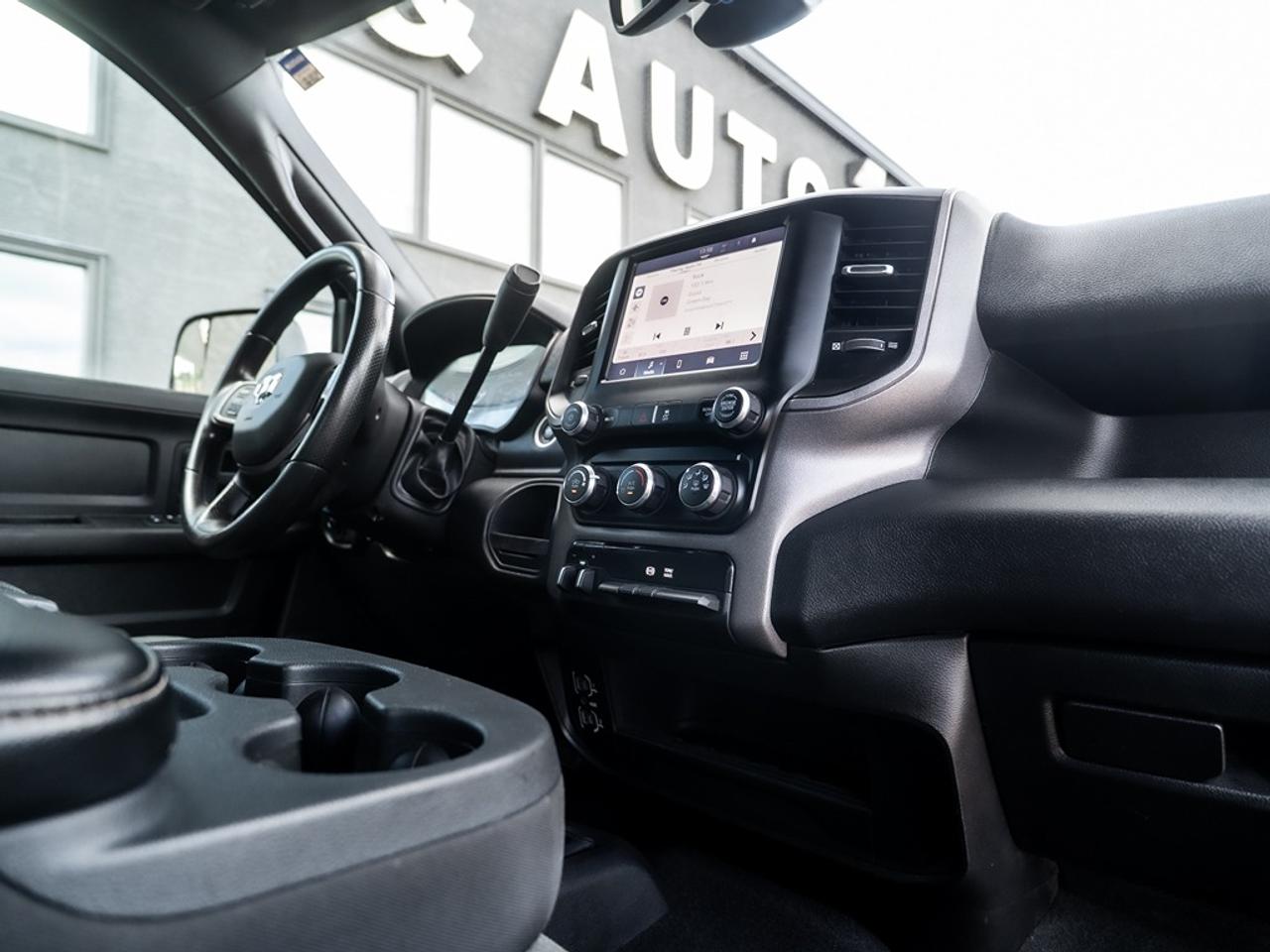 2022 RAM 2500 Tradesman 4x4 Crew Cab 6'4" Box Photo21