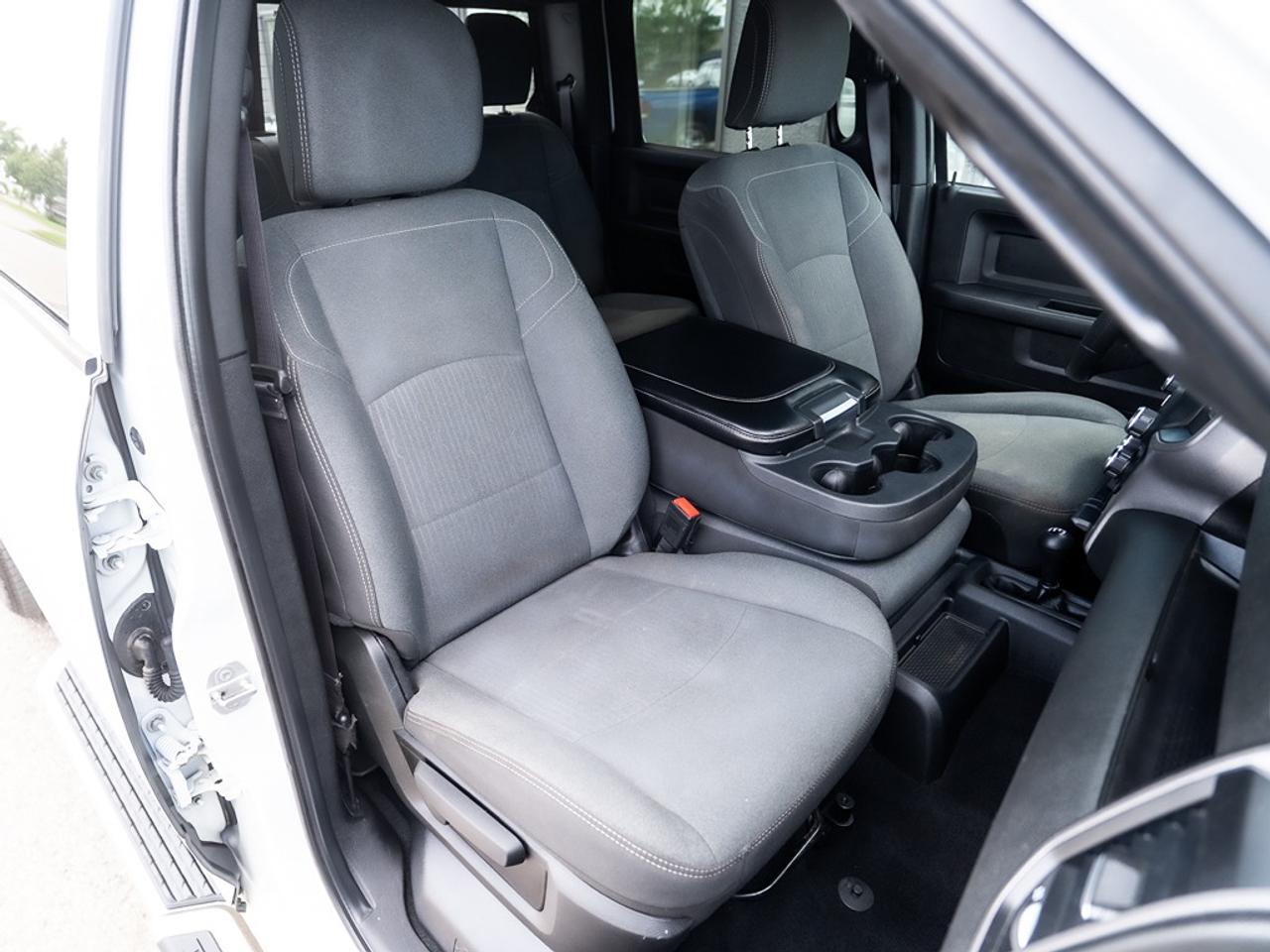 2022 RAM 2500 Tradesman 4x4 Crew Cab 6'4" Box Photo42