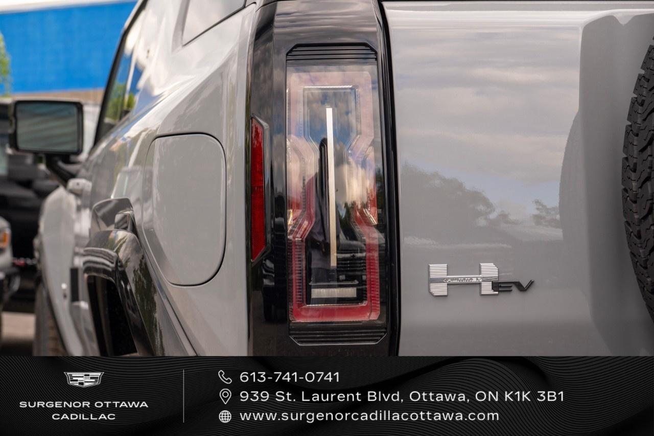 2026 GMC HUMMER EV SUV e4WD 4dr 2X w/1SF Photo