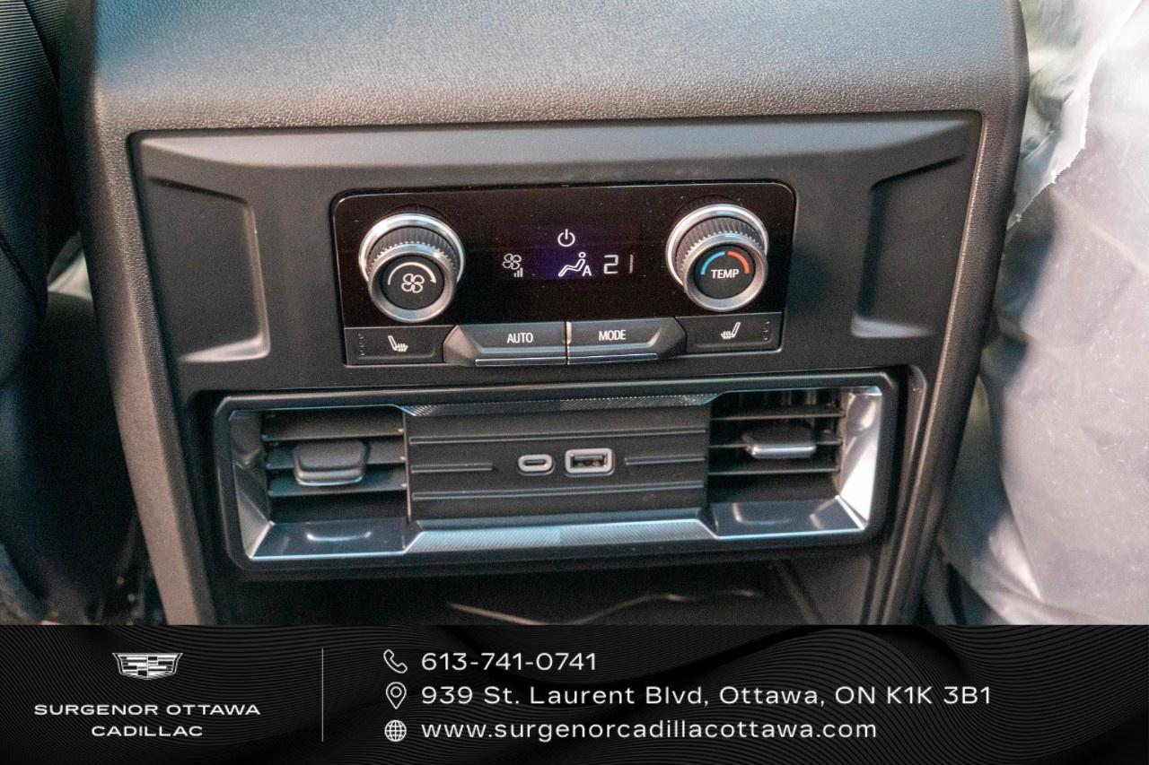 2026 GMC HUMMER EV SUV e4WD 4dr 2X w/1SF Photo