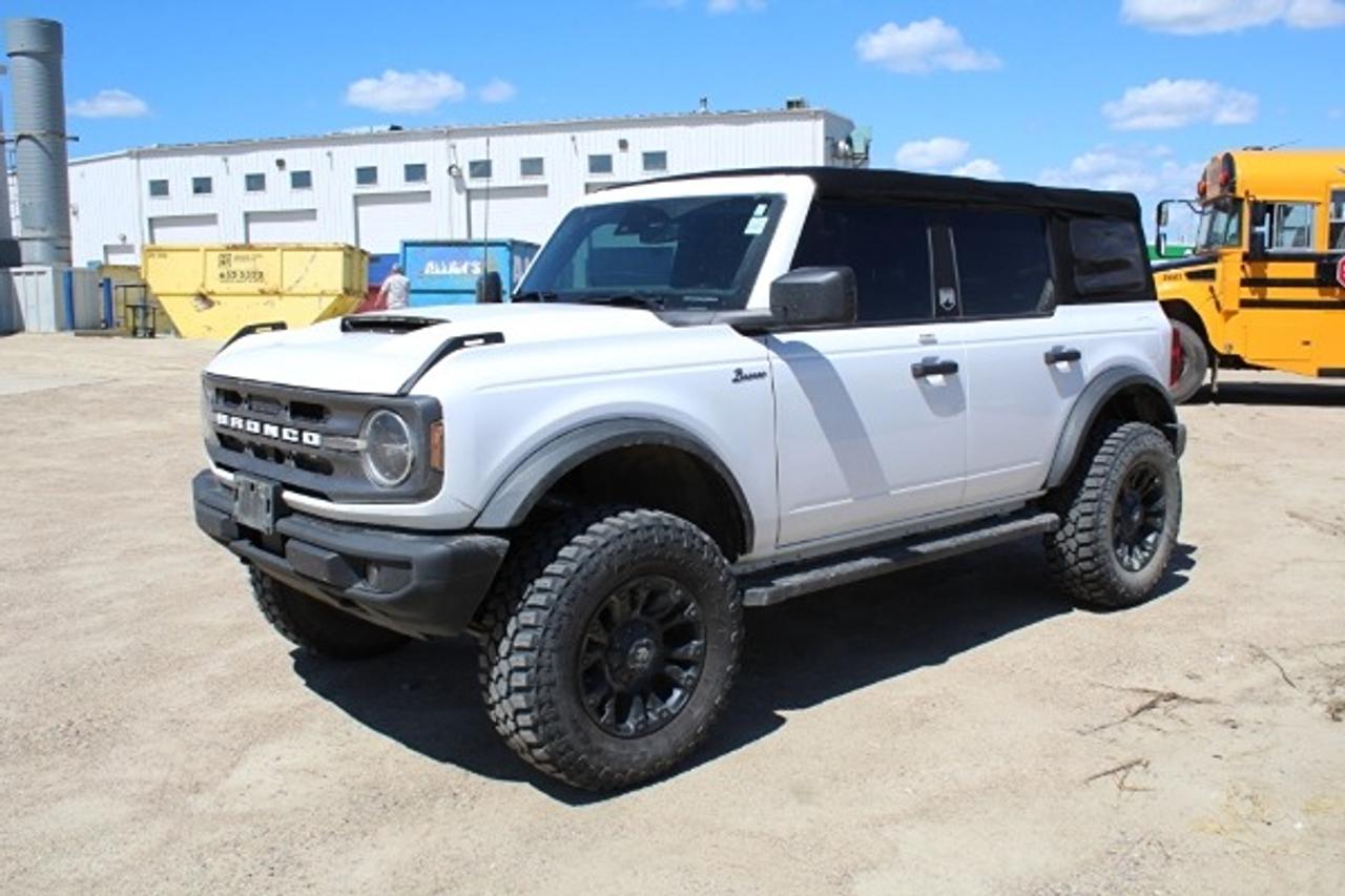 2022 Ford Bronco Big Bend w/Htd cloth, Soft top, NAV, BUC - Photo #1
