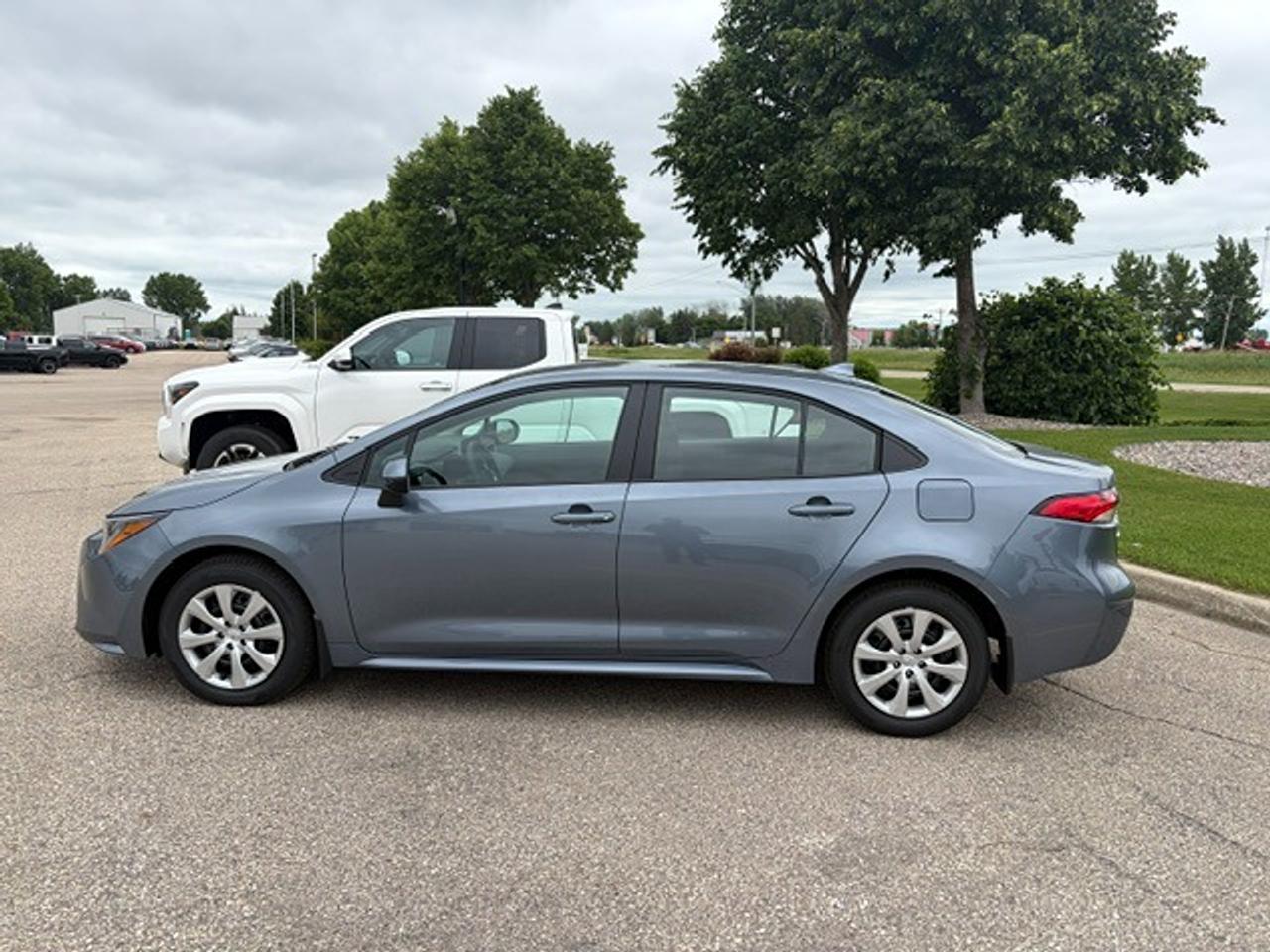 2026 Toyota Corolla LE Photo1
