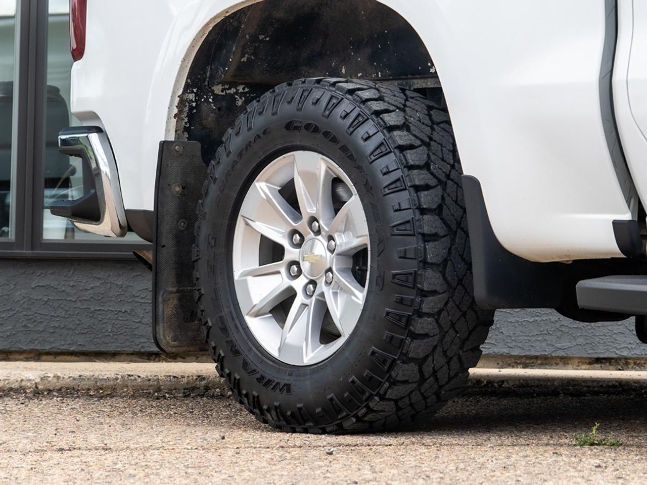 2020 Chevrolet Silverado 1500 LT Photo24