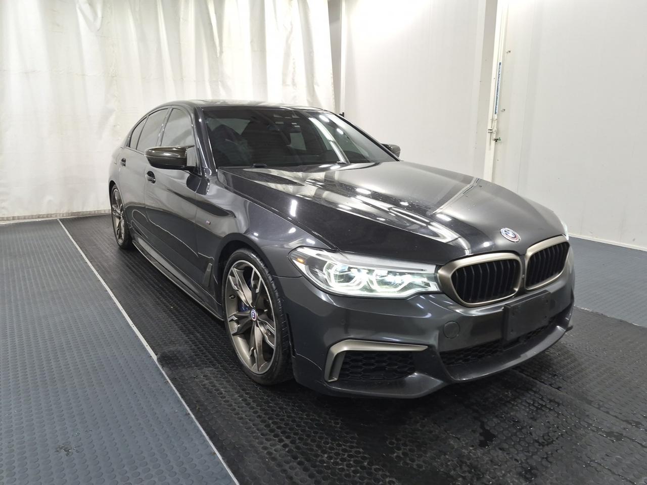 2019 BMW 5 Series M550i xDrive |CARBON FIBER PKG|HUD|NAVI|ROOF - Photo #1