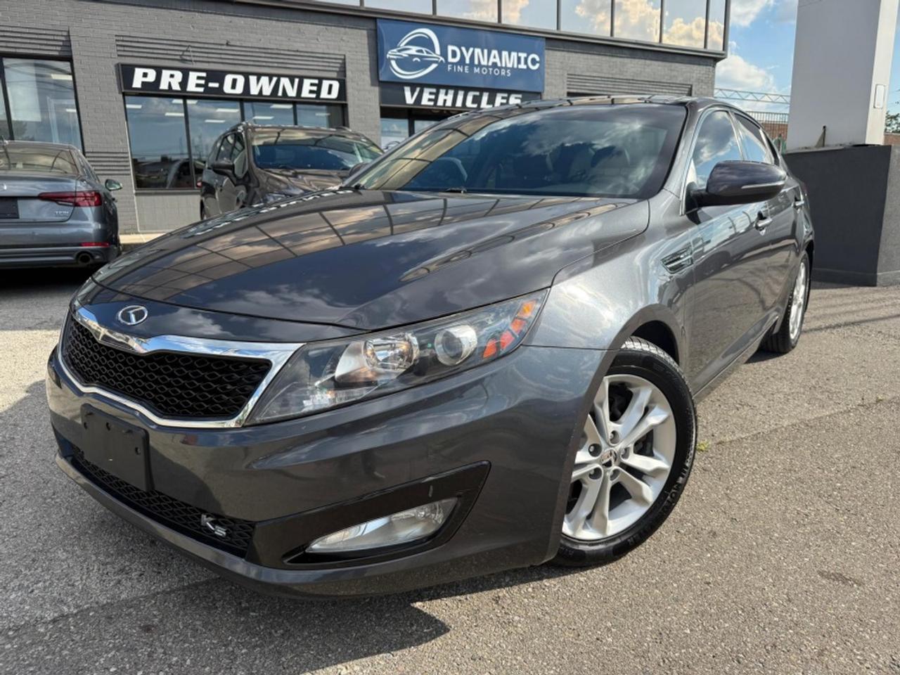 2012 Kia Optima EX /LEATHER /LOW MILEAGE /SUNROOF /REAR CAM Photo