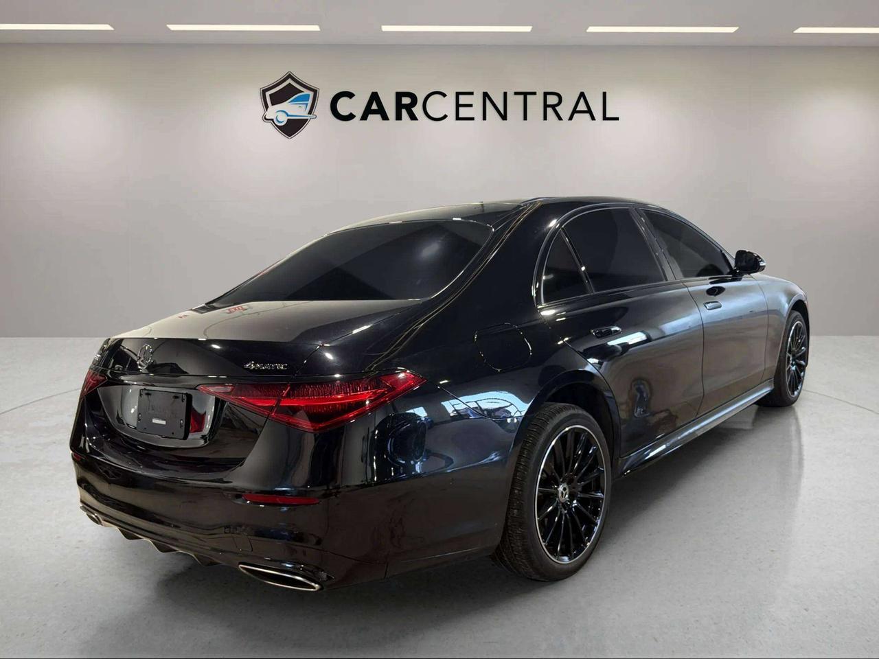 2023 Mercedes-Benz S-Class S580 | PREMIUM | MASSAGE SEATS | CLEAN CARFAX | Photo4
