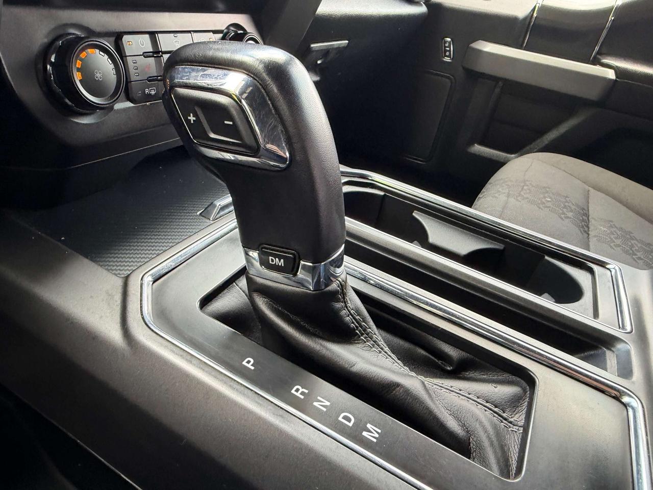 2019 Ford F-150 XLT SPORT, CLEAN CARFAX, REMOTE START, BACK UP CAM - Photo #16