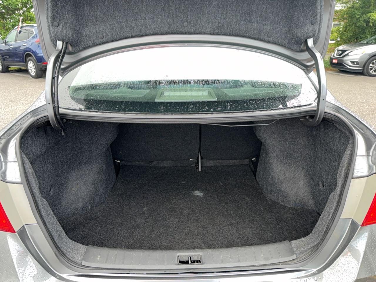 2019 Nissan Sentra SV-AUTO-AIR-HEATED SEATS-STEERING WHEEL CONTROLS Photo
