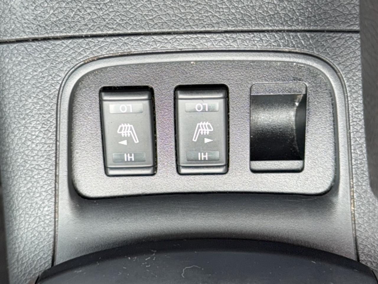 2019 Nissan Sentra SV-AUTO-AIR-HEATED SEATS-STEERING WHEEL CONTROLS Photo