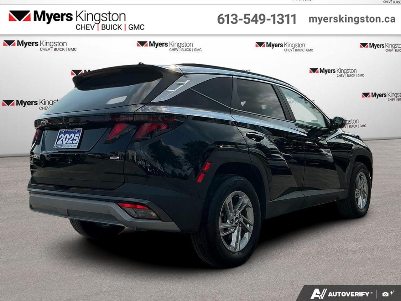 2025 Hyundai Tucson Preferred AWD  - Certified - $202 B/W Photo4