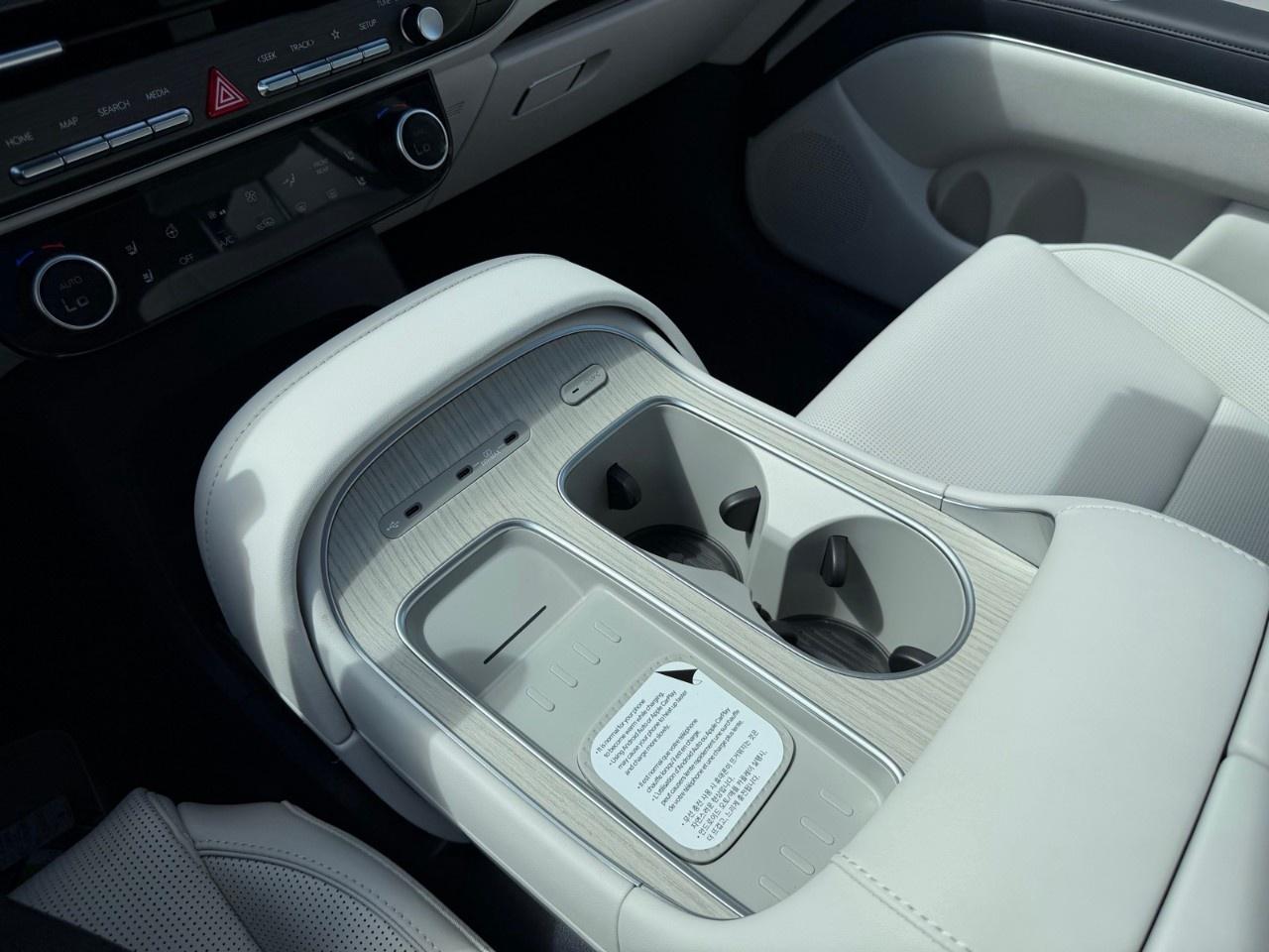 2026 Hyundai PALISADE ULTIMATE CALLIGRAPHY AWD Photo