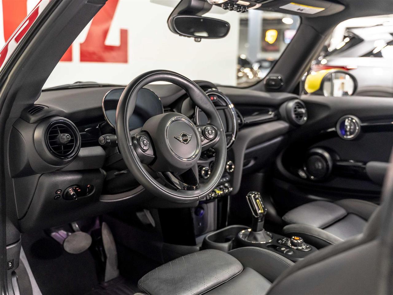 2021 MINI Cooper S Cooper SE|Premium Enhanced Pkg|Driver Assistance Pkg|Connected Navigation Pkg Photo