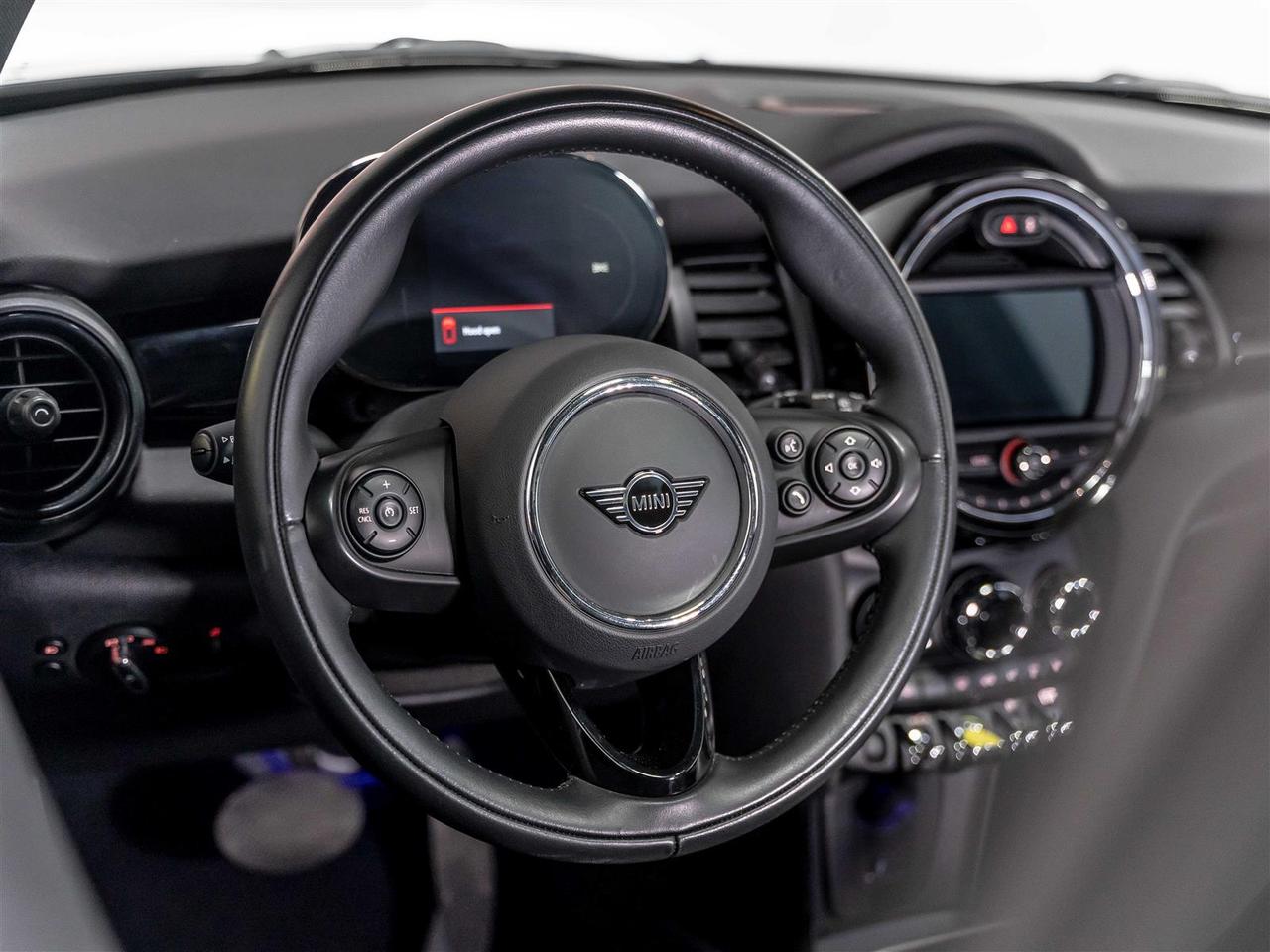 2021 MINI Cooper S Cooper SE|Premium Enhanced Pkg|Driver Assistance Pkg|Connected Navigation Pkg Photo