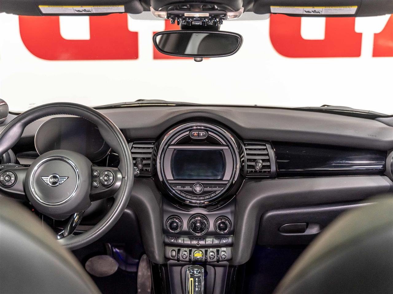 2021 MINI Cooper S Cooper SE|Premium Enhanced Pkg|Driver Assistance Pkg|Connected Navigation Pkg Photo