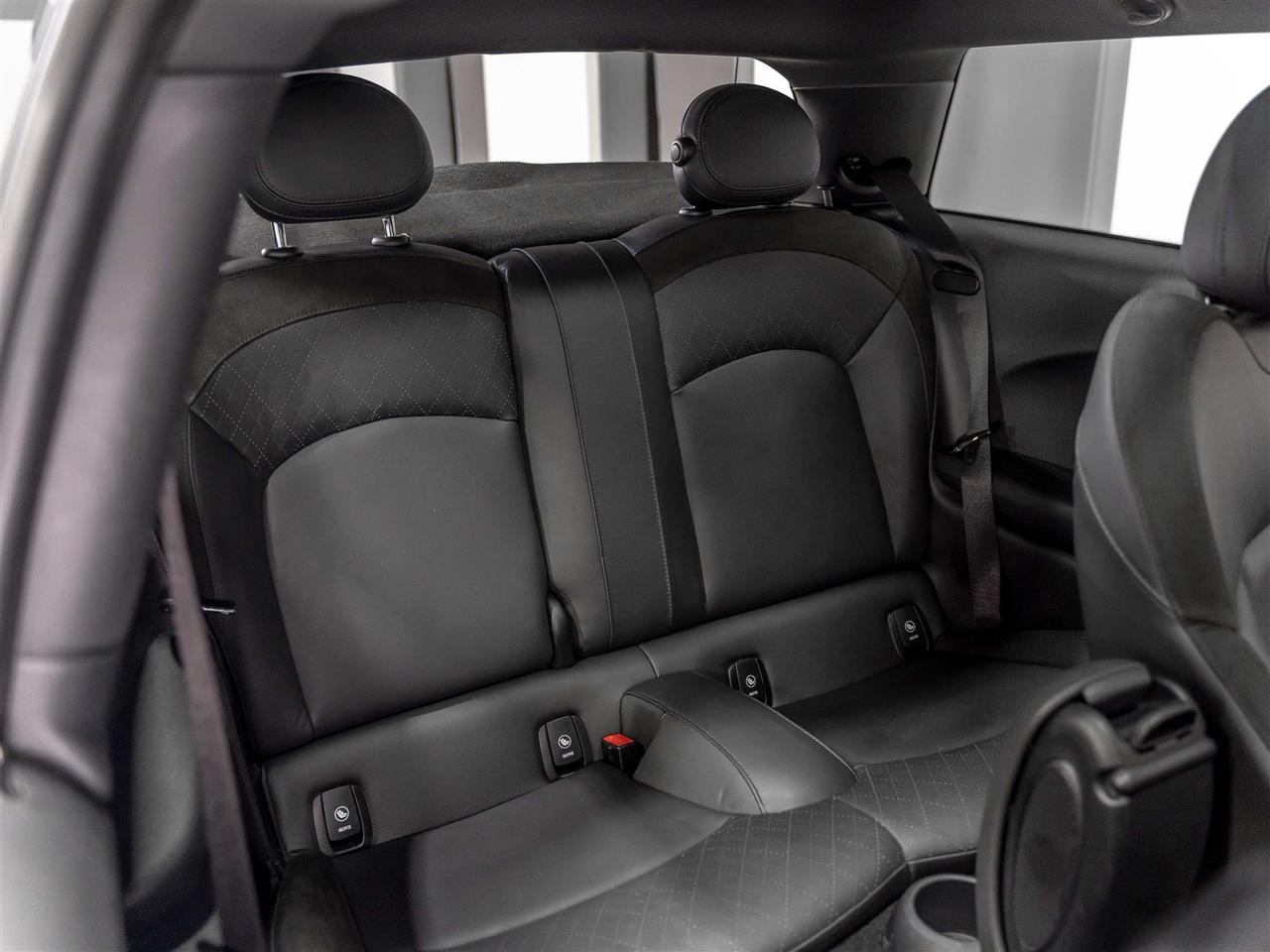 2021 MINI Cooper S Cooper SE|Premium Enhanced Pkg|Driver Assistance Pkg|Connected Navigation Pkg Photo