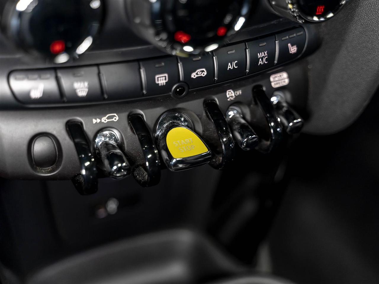 2021 MINI Cooper S Cooper SE|Premium Enhanced Pkg|Driver Assistance Pkg|Connected Navigation Pkg Photo