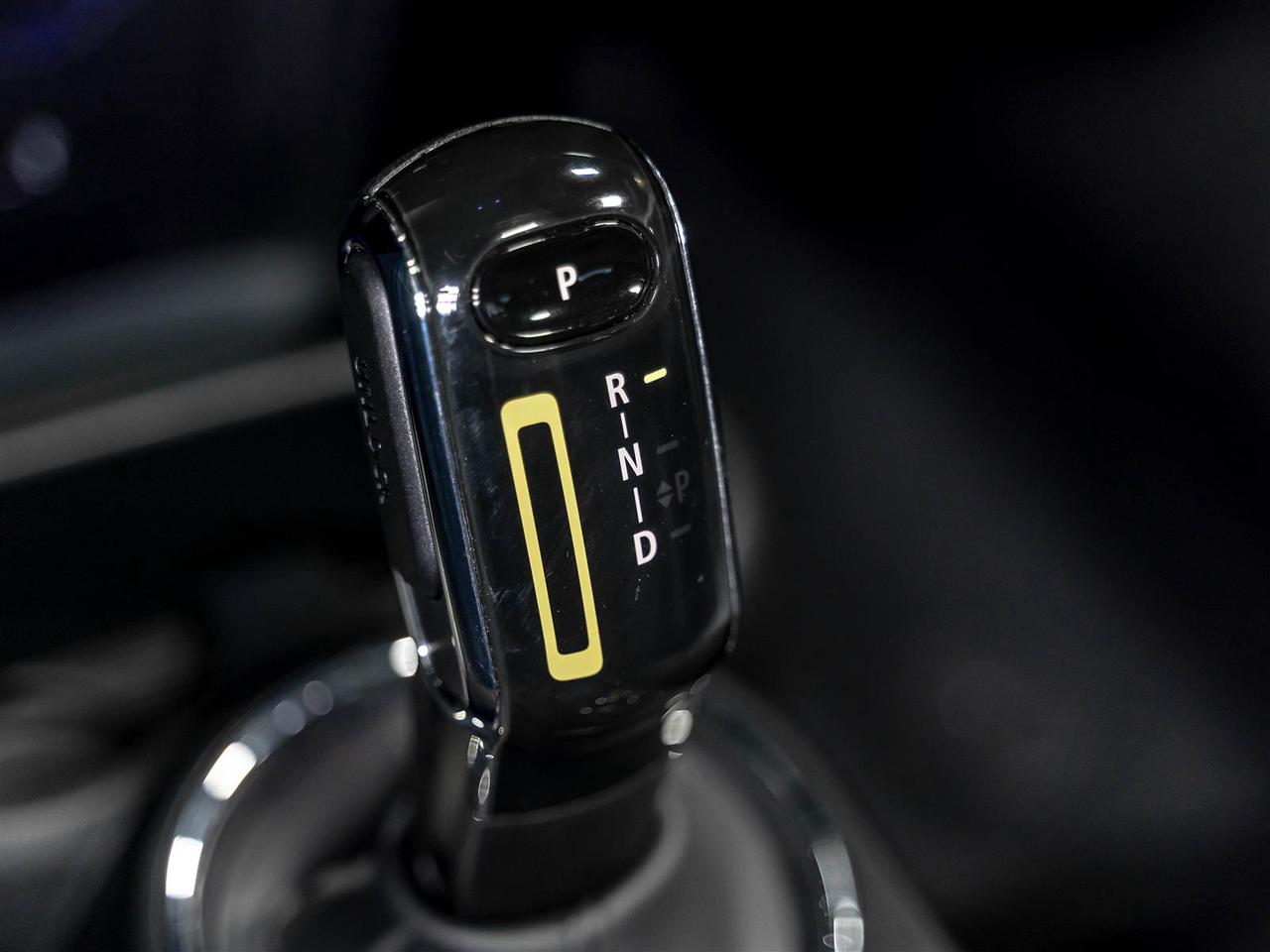 2021 MINI Cooper S Cooper SE|Premium Enhanced Pkg|Driver Assistance Pkg|Connected Navigation Pkg Photo