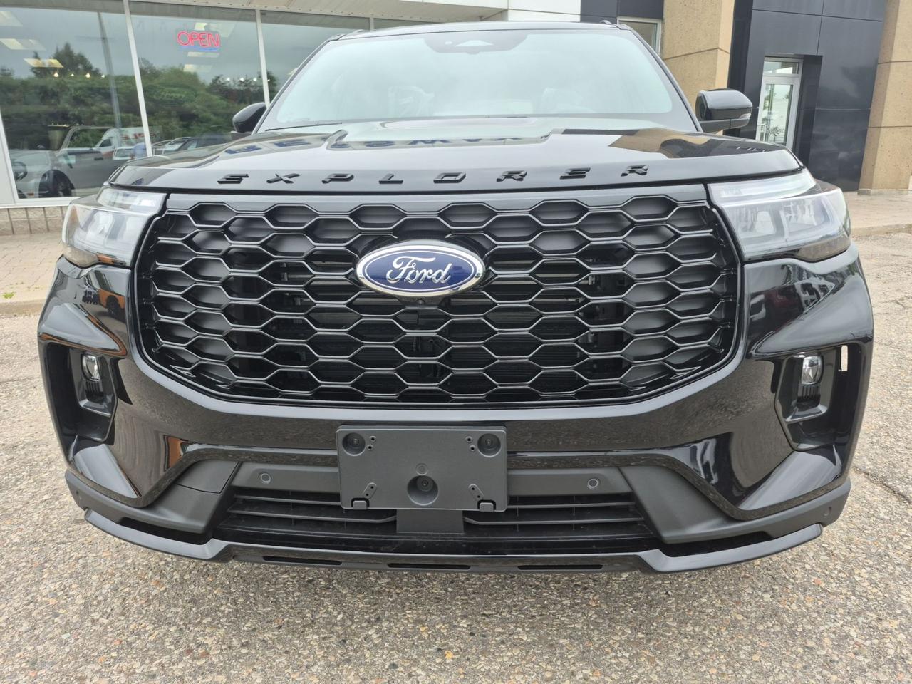 2026 Ford Explorer ST-Line 4WD Photo2