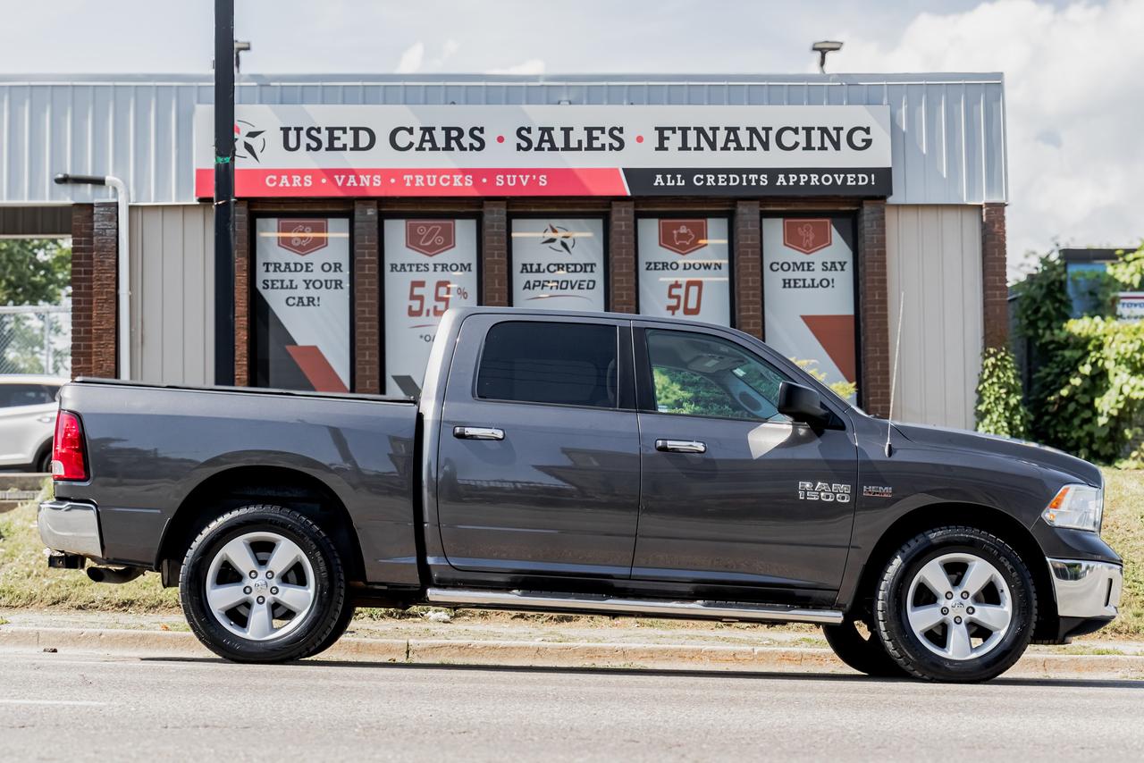 2017 RAM 1500 SLT | Crew | 5.7 L HEMI | 4x4 | AC | LINE-X & More Photo38