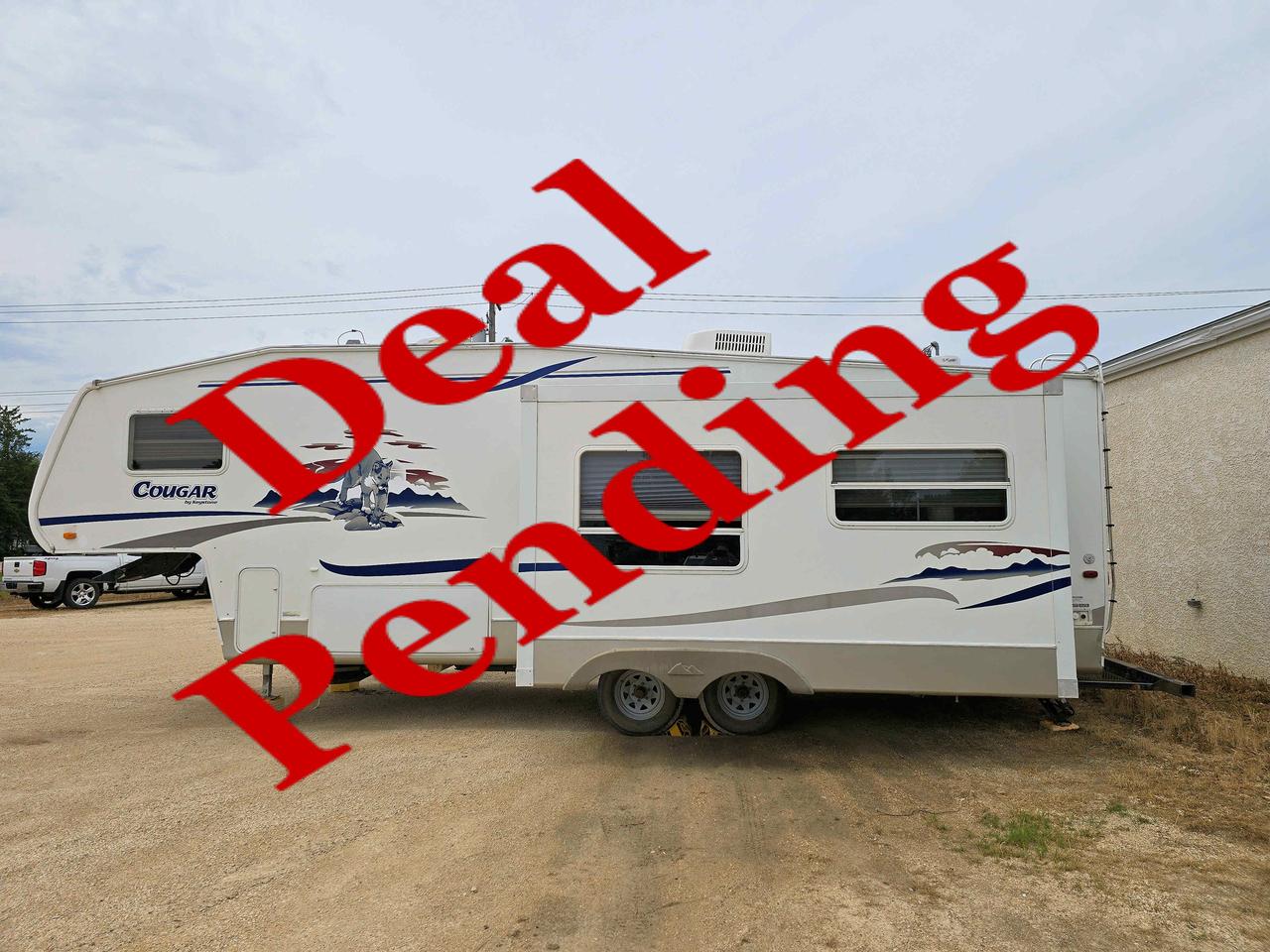 2004 Cougar Keystone 285 FIFTH WHEEL 285 Polar Package - Photo #1