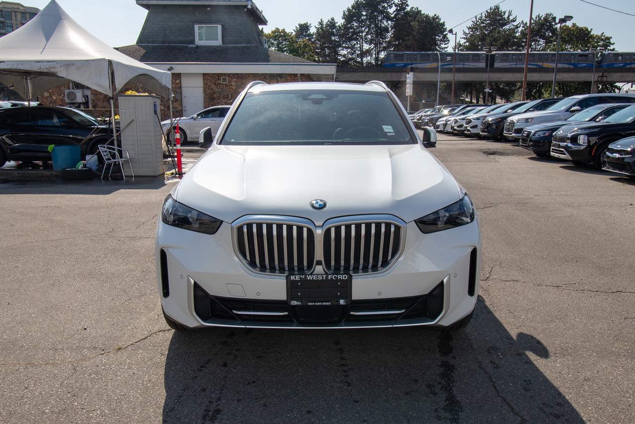 2024 BMW X5 xDrive40i Photo2