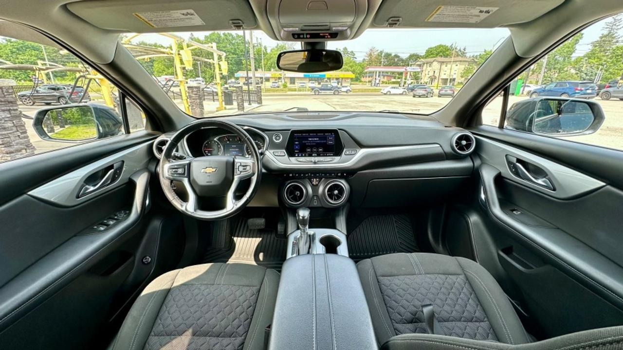 2020 Chevrolet Blazer * AWD * LT * MUST SEE * LT Photo