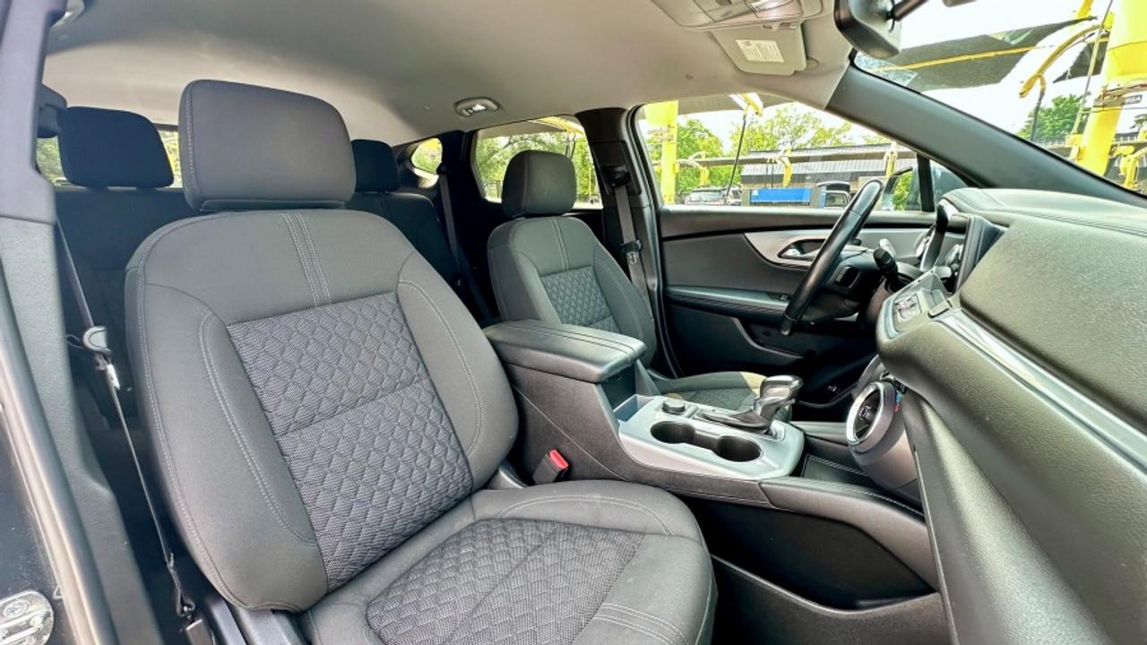 2020 Chevrolet Blazer * AWD * LT * MUST SEE * LT Photo