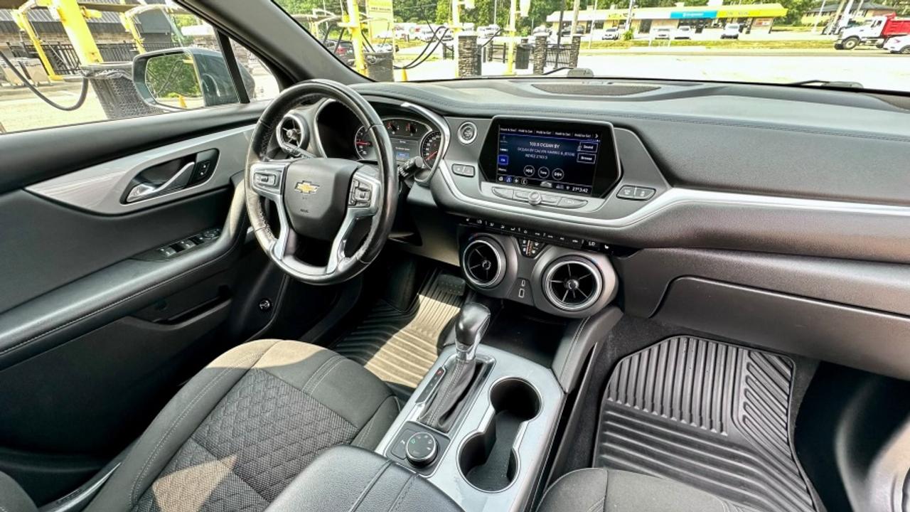 2020 Chevrolet Blazer * AWD * LT * MUST SEE * LT Photo