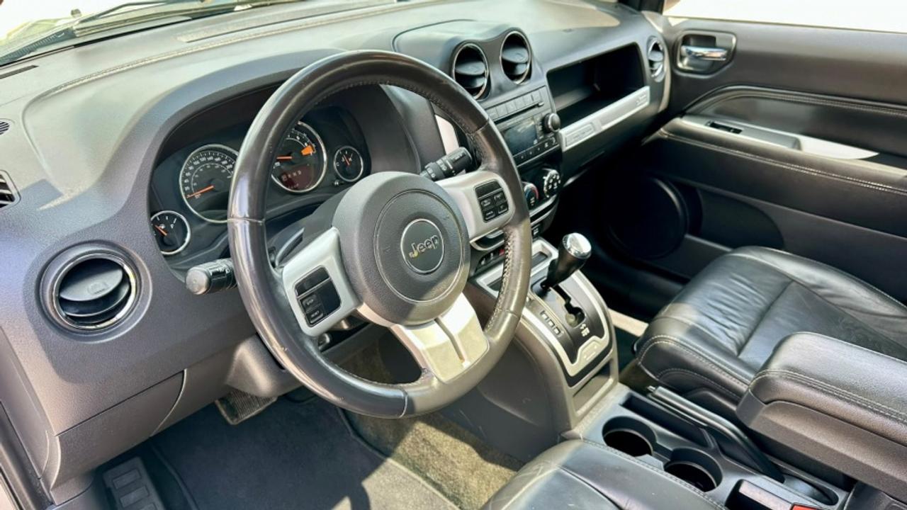2017 Jeep Compass * 4X4 * SPORT * MUST SEE SPORT Photo
