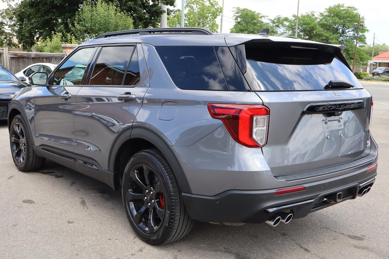 2022 Ford Explorer ST 4WD Photo2