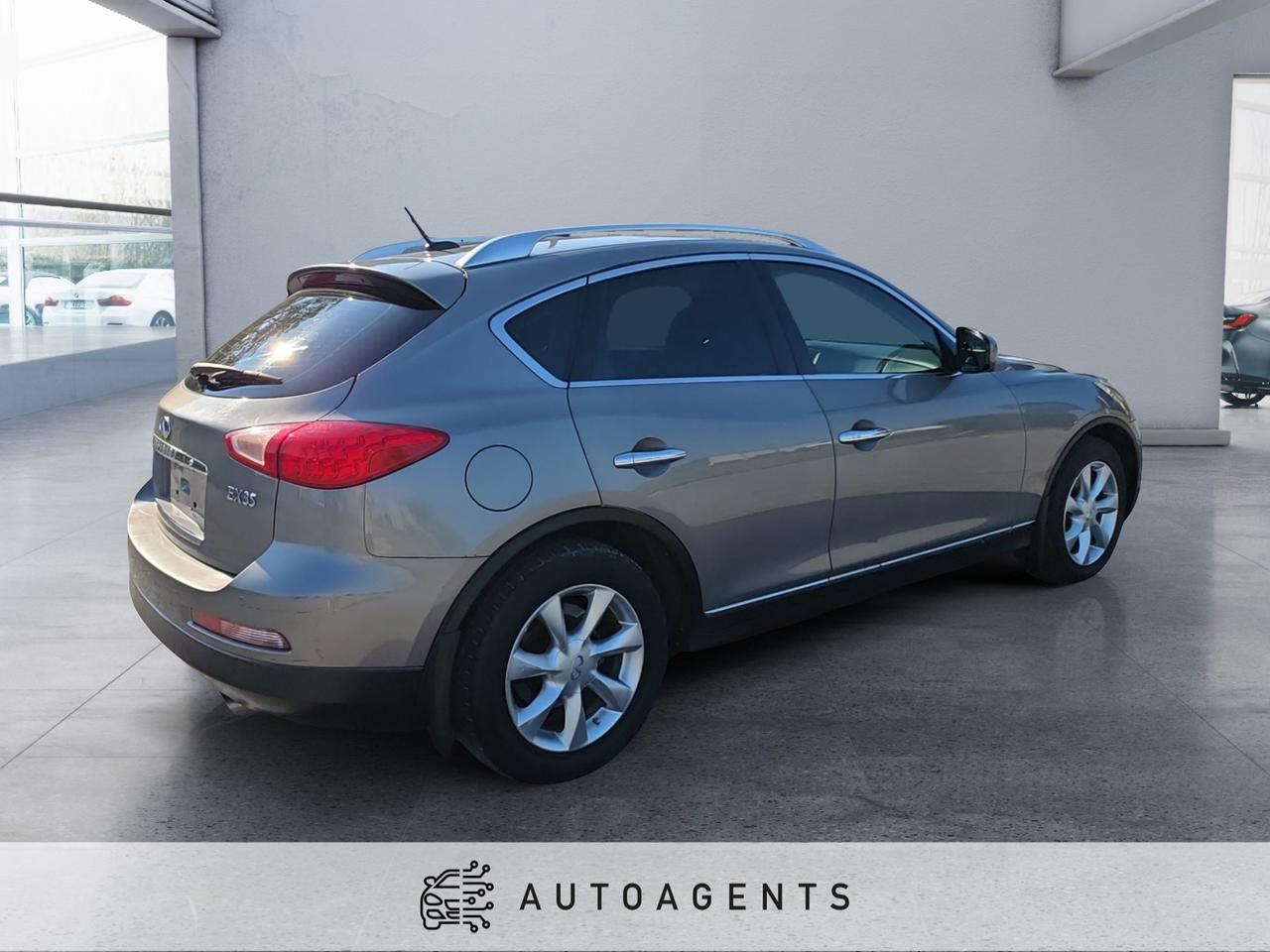 2010 Infiniti EX EX35 AWD Photo4