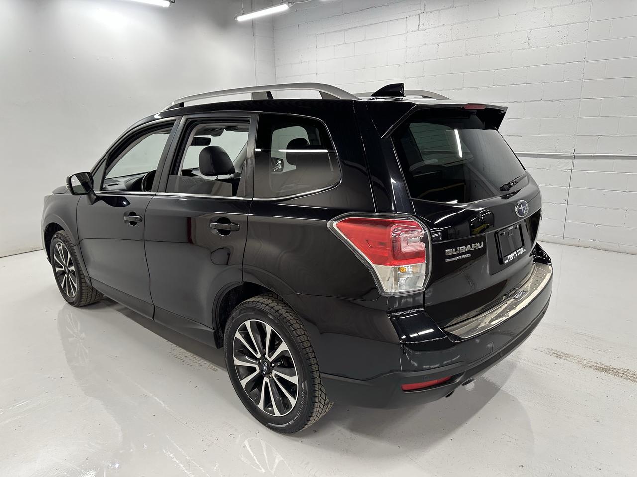 2018 Subaru Forester 2.0XT Limited CVT w/EyeSight Pkg Photo24