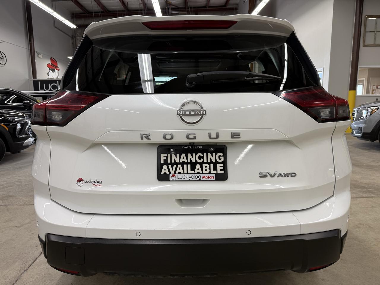 2024 Nissan Rogue SV MOONROOF Photo