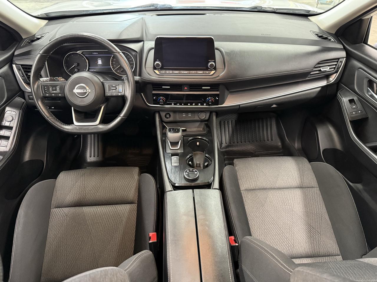 2024 Nissan Rogue SV MOONROOF Photo