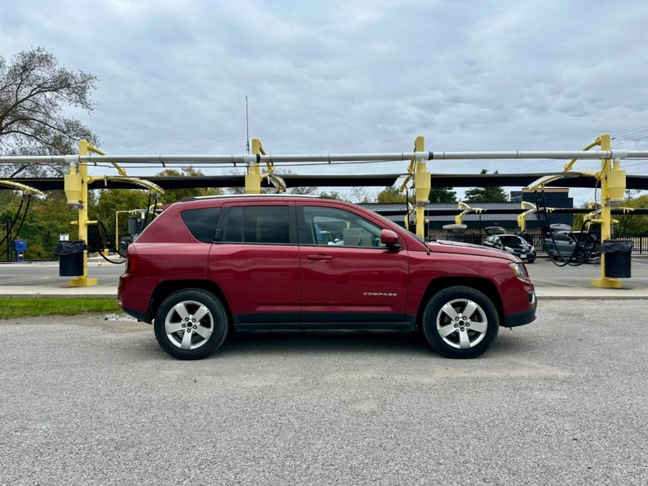 2017 Jeep Compass * 4X4 * SPORT * MUST SEE * SPORT Photo
