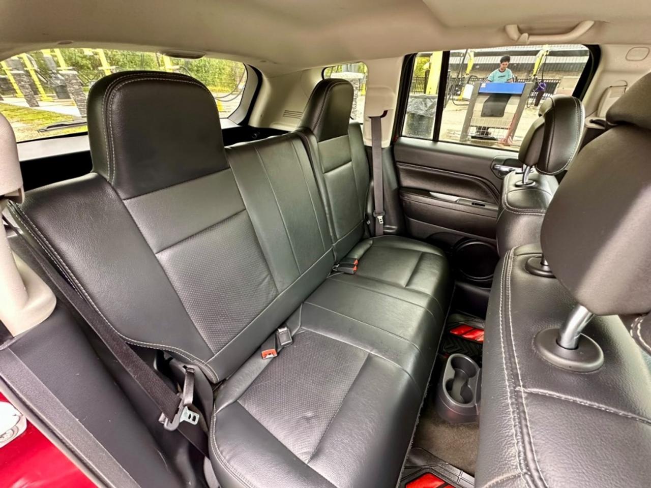 2017 Jeep Compass * 4X4 * SPORT * MUST SEE * SPORT Photo