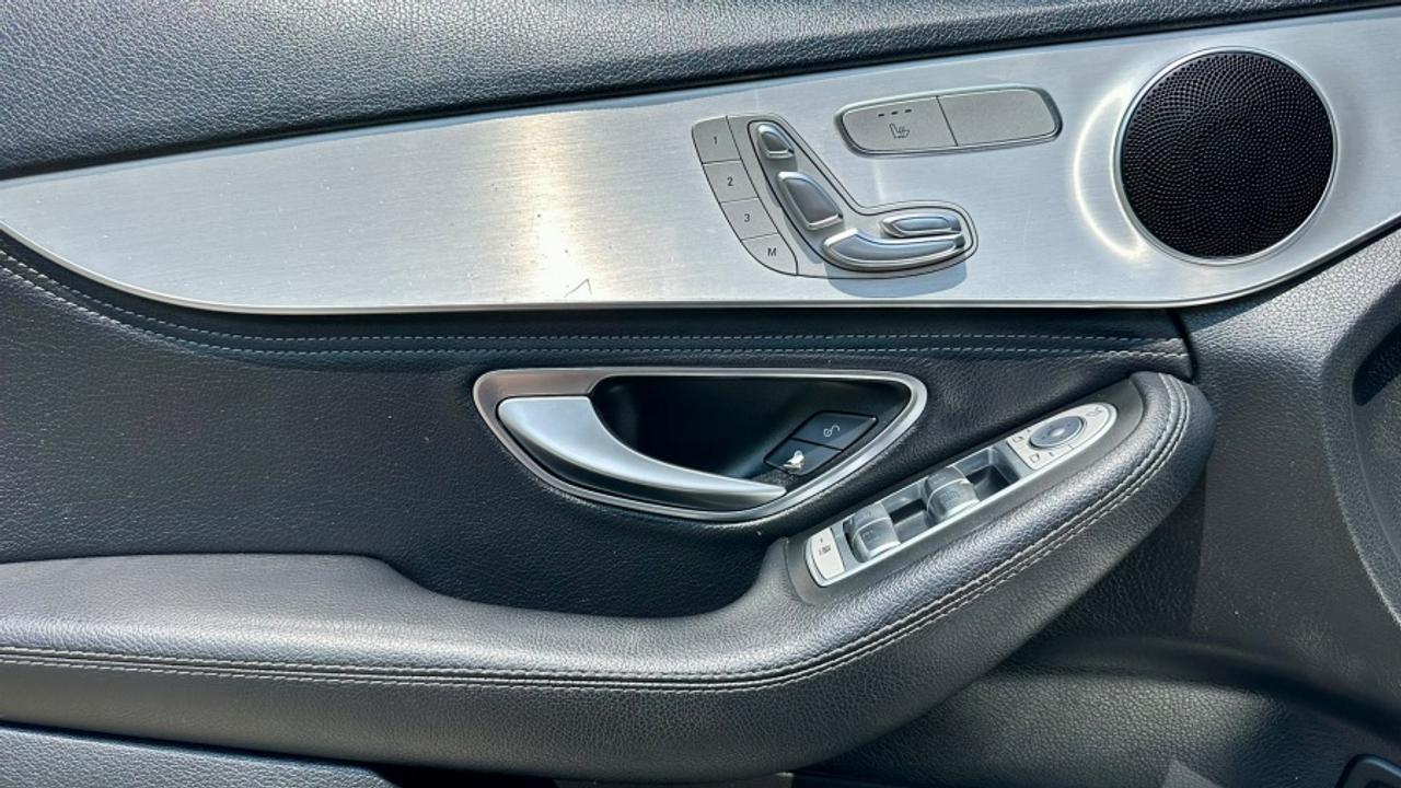 2015 Mercedes-Benz C-Class * AWD * C 300 4MATIC * C 300 4MATIC Photo