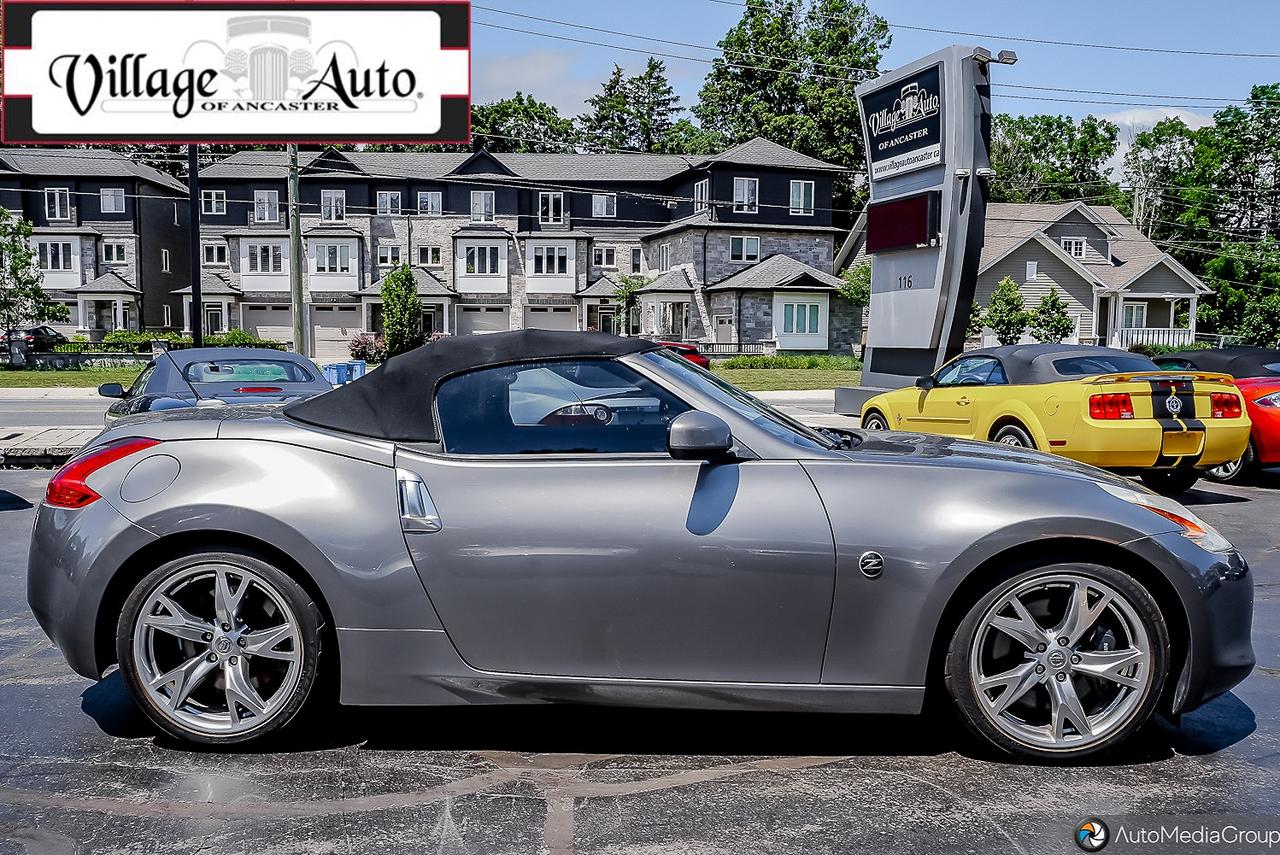 2010 Nissan 370Z 2dr Roadster Auto Touring Photo