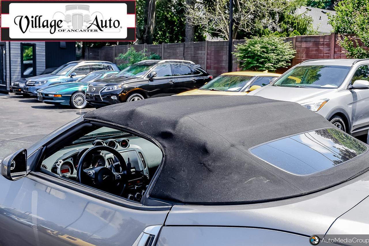 2010 Nissan 370Z 2dr Roadster Auto Touring Photo
