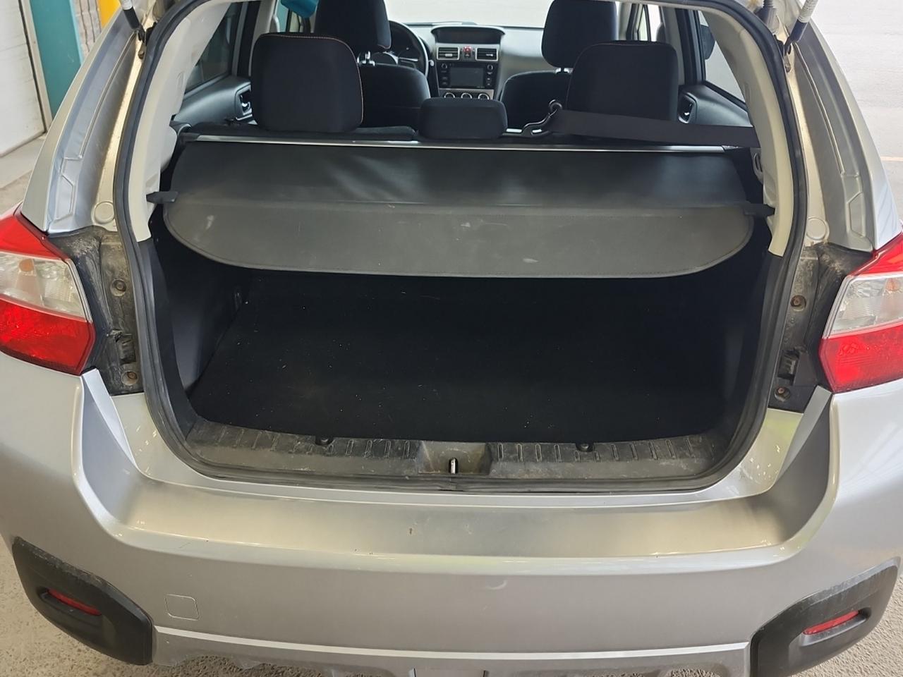 2017 Subaru Crosstrek Touring - AUTO, AWD, HEATED SEATS, BACK-UP CAMERA! - Photo #17