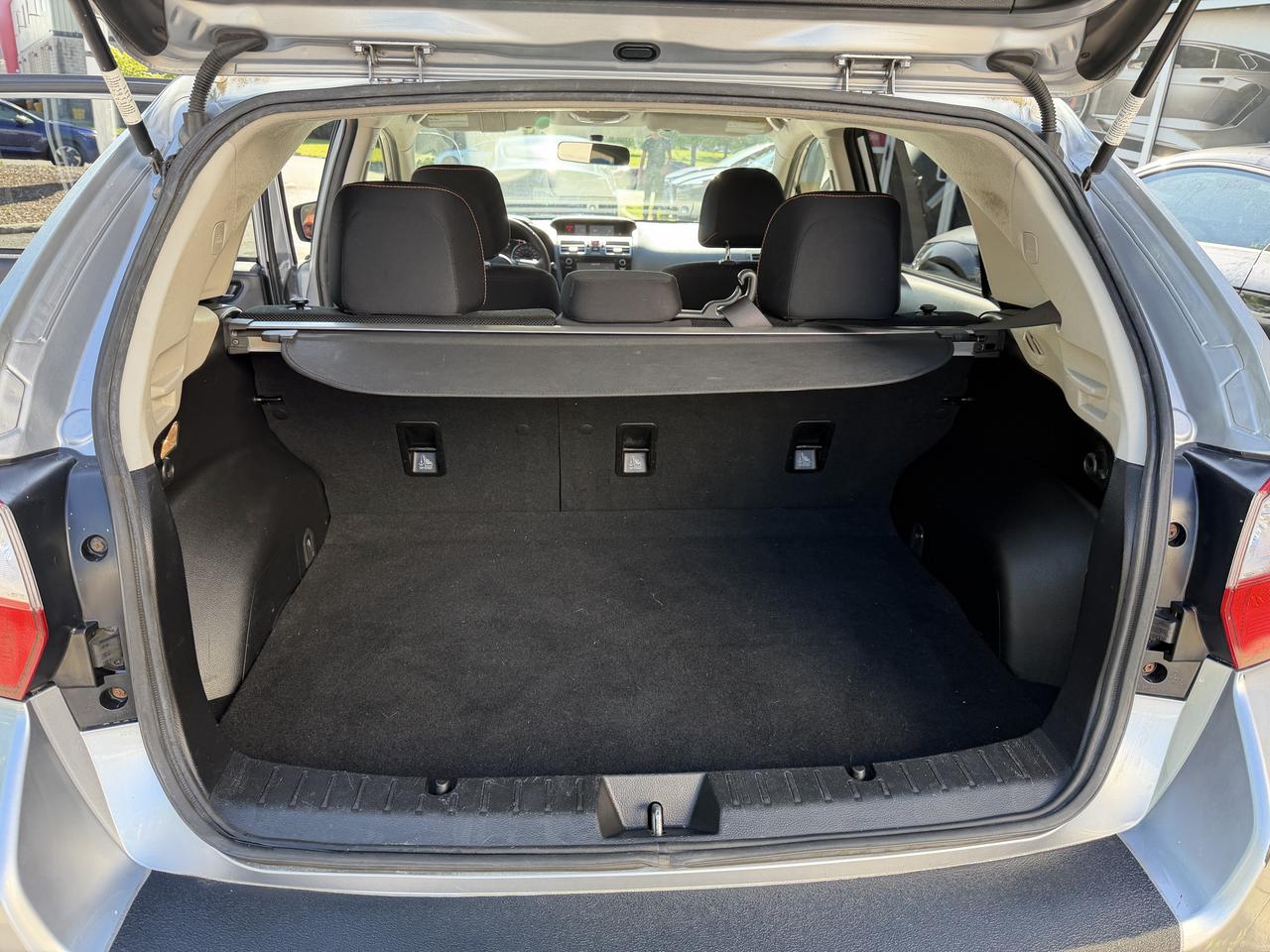 2017 Subaru Crosstrek Touring - AUTO, AWD, HEATED SEATS, BACK-UP CAMERA! - Photo #37