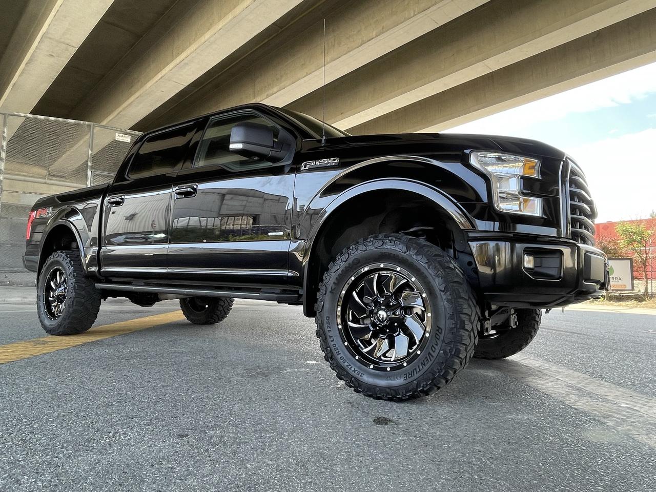 <p>FULLY LOADED 3.5L TWIN TURBO ECO-BOOST FX4 SPORT&nbsp;</p><p>6 BDS SUSPENSION LIFT 20 FUEL WHEELS 35 TOYO M/T TIRES&nbsp;</p>